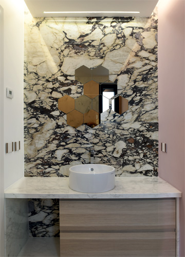 Bagno Marmo Paonazzo